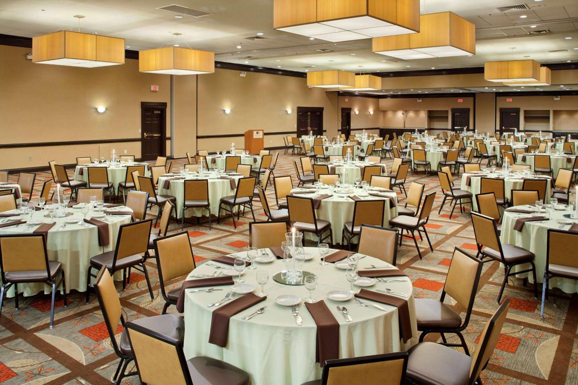 Wyndham Columbus Hotel Уъртингтън Съоръжения снимка